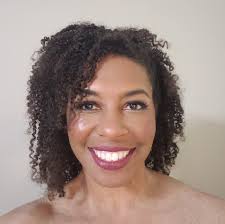 We are proud to celebrate Doerre Intermediate's new principal, Annie  Welday-Zimney! 🎉 This is what she has to say about her love for education:  "Coming from a family of educators, I was