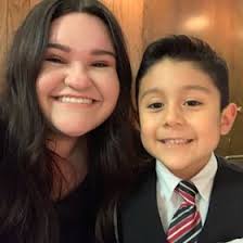 Ariana Moreno (ArianaMMoreno)