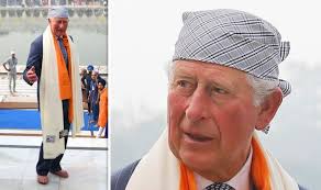 Prince charles visits the duke of edinburgh in hospital. Prince Charles News Royal Spotted With Red And Swollen Feet After 9 Hour Flight Royal News Express Co Uk