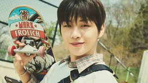 Kang Daniel Speaks Up About the Recent Issue with His Agency