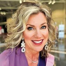 Stephanie Mote's Instagram, Twitter & Facebook