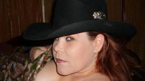 Men Say 'Military Mistress' Scammed Them