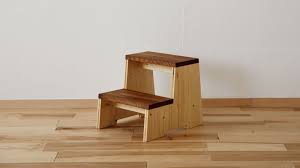 家具と家の相談屋さん la vida 椅子のデザイン 家具 踏み台