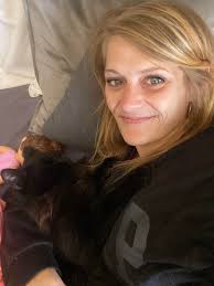 I love that I can post tons of pics of Jack in this group and y'all don't  think I'm a crazy cat lady. 🤣🤣