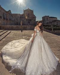 Julia Kontogruni Bridal On Instagram Magic New Julia Kontogruni Collection Julia Kontogruni New Bridal Coll Wedding Gown Guide Ball Gowns Wedding Gowns