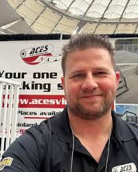 Adam Charron (@adamrcharron) · Instagram 照片和视频