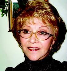 Ann Whitten's Instagram, Twitter & Facebook