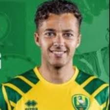 Players who played in PSV and Vitesse :: playmakerstats.com