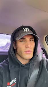 Isaac Bradshaw And His Brother Lookalike Challenge