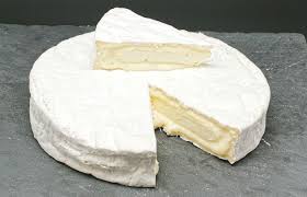 Les Fromages D Ile De France Le Fameux Brie De Meaux Specialite Culinaire Culinaire Cuisine