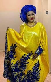 2020 model bazin #senegalese african most sophisticated and glamourous unique styles for divas. Djesnere Jaune African Fashion African Print Dress Designs African Fashion Dresses