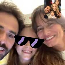 Só tenho a pedir respeito para com os meus familiares, que não escolheram ter uma. E Revelada Fotografia De Claudia Vieira Antes Do Parto Da Segunda Filha Holofote