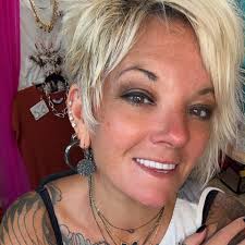 Which is preferred, cake or pie?