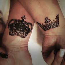 Providing the highest quality tattoo ink since 1990. Ergreifende Krone Vertuschen Tattoos Oberen Rucken Vertuschen Mit Hervorragenden Vintage Kr Ergreifende Krone Vertu Cover Up Tattoos Tattoos Up Tattoos