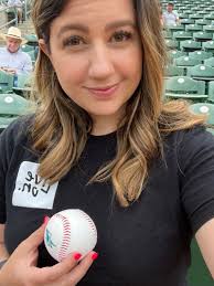 I was asked to throw the first pitch at the @ogdenraptors game last night! 