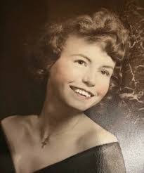 Mabel Cox's Instagram, Twitter & Facebook