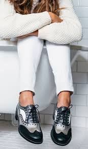 Black And White Wingtips Women S Pin By Nicole Bednarczyk On Heels Plus White Oxford Shoes White Shoes Women Oxford Shoes Outfit Summer