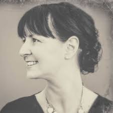 IrishWritersWed 'When is a novel not a novel? When it's a draft' Orla  McAlinden @OrlaMcAWrites