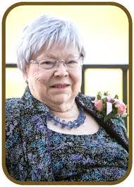 Carol Dillingham's Instagram, Twitter & Facebook