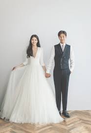 A009 Andyoo Korea Korean Pledge Studio Wedding This Is Our New Series Options For Seeing In 2020 Korean Wedding Photography Wedding Photo Studio Korean Wedding
