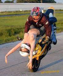 MOTORRAEDER: Sexy Motorrad-Stunt - Die besten 100 Bilder in vielen  Kategorien
