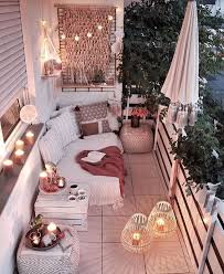 10 Small Balcony Decor Ideas In 2020 Wohnung Balkon Dekoration Wohnung Mit Balkon Einrichten Wohnung Balkon Garten