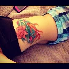 Imagenes de flor de loto y pez coy tatoo / 101 tatuajes de pez koi con flor de loto dekois 2021.a veces se diseña un tattoo con un solo pez, con o sin agua o bien olas, pero otras veces se tatúan dos, incluso formando el símbolo del yin y el yang. Pez Koi Y Flor De Loto Tatuajes Para Mujeres