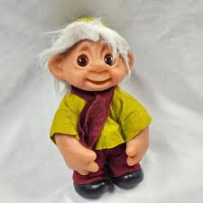 Troll Collectibles : Troll 1982 Thomas Dam Value Guide