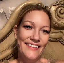 If you haven't had the chance to see the most beautiful display of  Christmas lights in our area, you need to visit tonight 5:30-10:30. 3720  Jason Drive 37412. Come up the hill