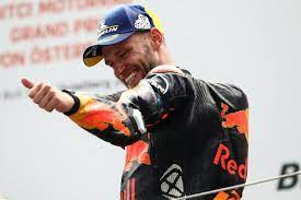 Unlike his rivals who pitted to change tyres, binder opted to stay out on slicks and skilfully held off the field to win. 7hwnwkmcexzyzm