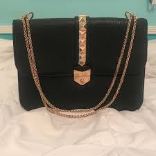Black And Gold Purse Black Gold Purse Gold Purses Purses Large Shoulder Bags