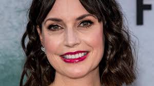 Why Five Days At Memorial's Julie Ann Emery Would Do Another Six Seasons Of  The Show