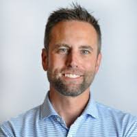 Lori Arrington's Instagram, Twitter & Facebook