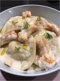 Ravioles De Langoustines Preparation 1 Heure Cuisson 4 Minutes Pour 2 Personnes 16 Langoustines Fraiches Et Cru Recettes De Cuisine Cuisine Recette Ravioli