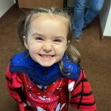 ❄️ Cold case open. Two snowy frames. Three secrets. Study the pictures side  by side and spot the differences. There are exactly three hidden symbols  tucked into the scene. Can you find