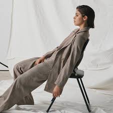 A dtc brand is any company that sells their products to consumers, rather than going through a distribution channel or retail store. 20 Direct To Consumer Brands You Should Know And Shop
