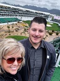 Forrest Fitch's Instagram, Twitter & Facebook