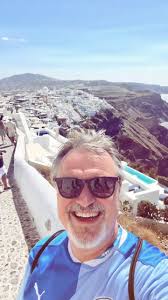 If not for Merl and Kirk, I wouldn’t have made it:) #Santorini  #KaravoladesStairs #choosefun