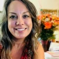 Amy Quintana's Instagram, Twitter & Facebook