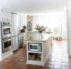 35 Kitchen Floor With White Cabinets A Short Overview Dizzyhome Com Clutter Free Kitchen Countertops Simple Kitchen Kitchen Flooring
