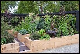 Avoid Failure When Gardening Using These Tips Special Garden Design Vege Garden Design Edible Garden Summer Vegetables Garden