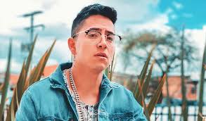 Tras cancelar evento de premiación de los india catalina, se conoció la lista de ganadores. Irreconocible Asi Lucia Andy Rivera Antes De Ser Famoso Kienyke