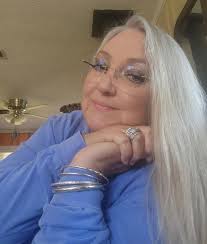 Hi all! New to the group. Just sitting around enjoying a peaceful day.