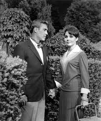 Resultado de imagem para TERNA  Ã A  NOITE 1961  FILME  COM  JENNIFER  JONES
