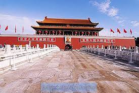 Tiananmen square or tian'anmen square is a city square in the city center of beijing, china, located near the city's central business distri. Ø§Ù„ØªØ§Ø±ÙŠØ® Ø§Ù„Ø®ÙÙŠ Ù„Ù…Ø°Ø¨Ø­Ø© Ù…ÙŠØ¯Ø§Ù† ØªÙŠØ§Ù†Ø§Ù†Ù…Ù† Ø¢Ø³ÙŠØ§ 2021