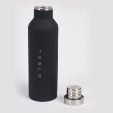 The tesla stainless steel water bottle is a conveniently sized, insulated water bottle that holds 600ml / 20fl oz of liquid. Black Stainless Steel Water Bottle By Tesla Choice Gear