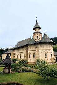 Pro vita iasi, iasi, romania. File Manastirea Putna Jpg Wikimedia Commons