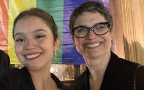 Após confissão e ajuda de Ana Maria Braga, Caco Barcellos se casa com Carla  Tilley · Notícias da TV