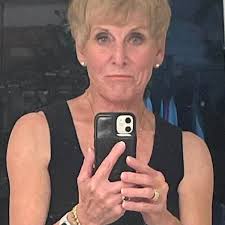 I need help picking a flooring color! The doors in the middle are cabinets  in the house (laundry, kitchen, island, office). Thank you!