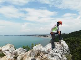 I was too excited may be. Mchiker Bukit Batu Putih Port Dickson Negeri Sembilan